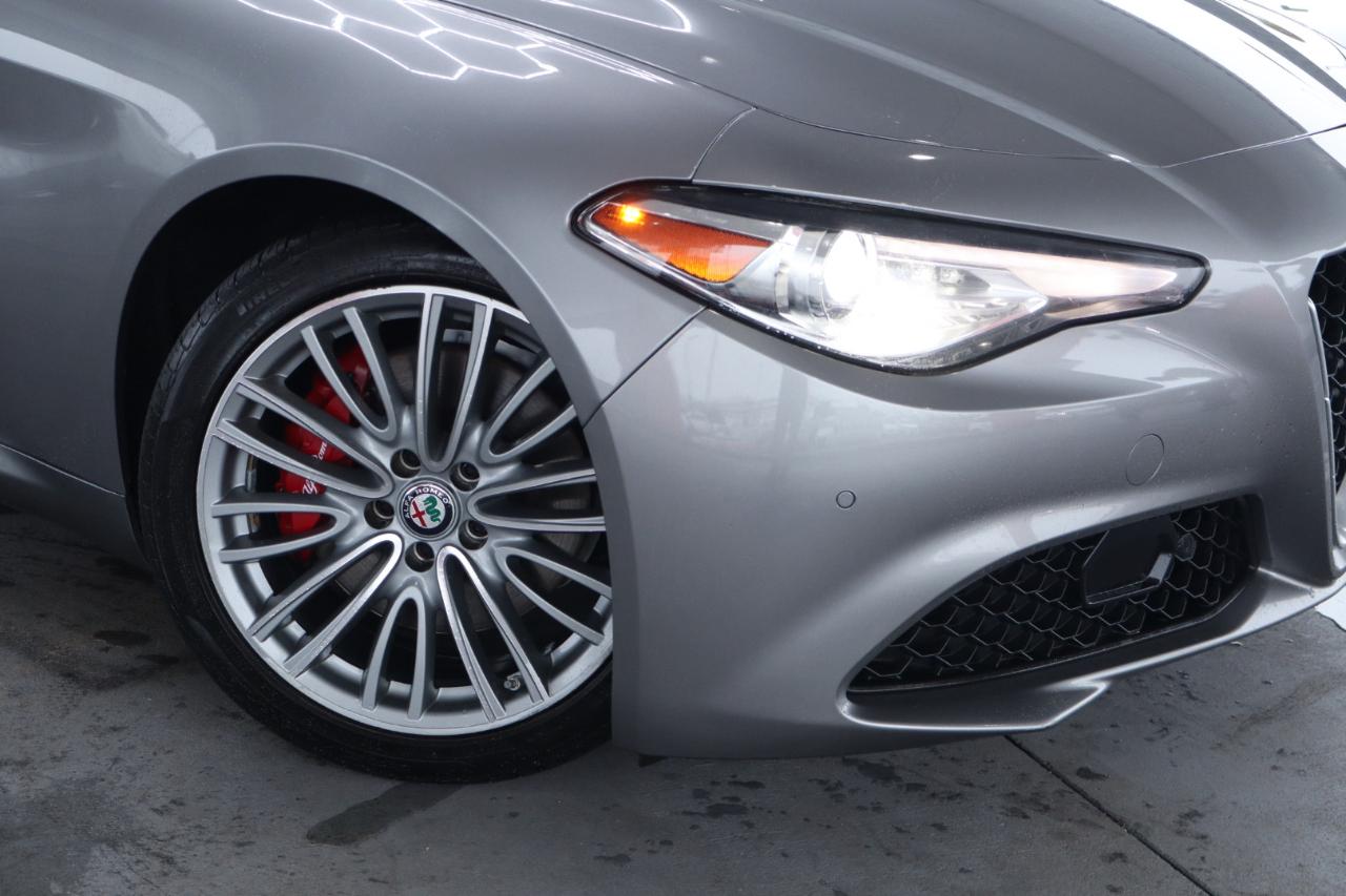 Alfa Romeo Giulia Ti Lusso RWD 2018
