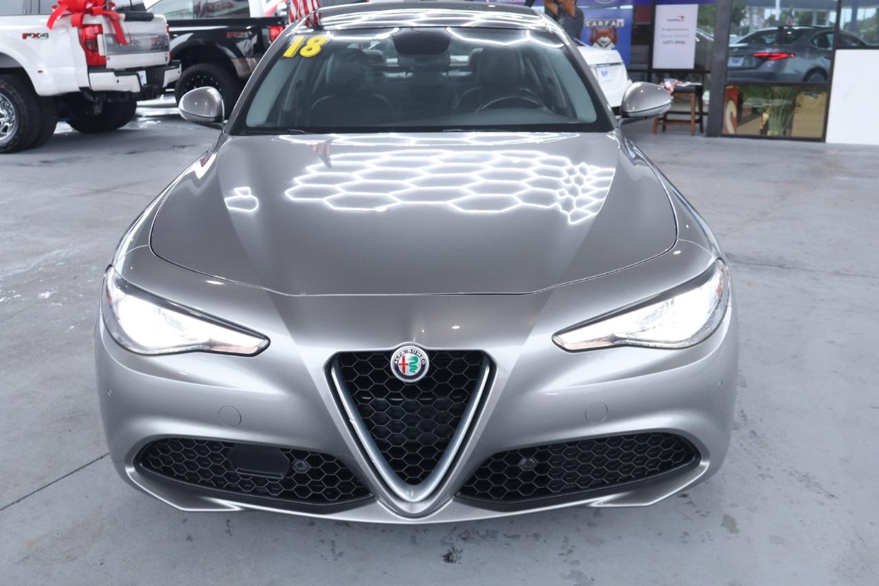 Alfa Romeo Giulia Ti Lusso RWD 2018