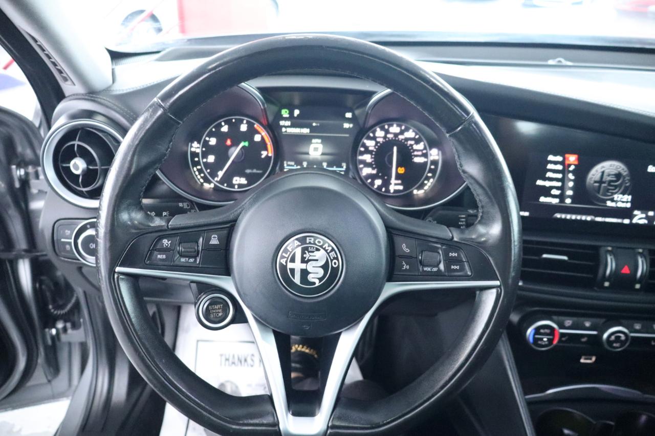 Alfa Romeo Giulia Ti Lusso RWD 2018