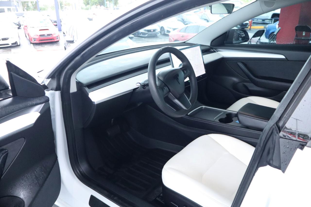 Tesla Model 3 Standard Range Plus RWD 2021