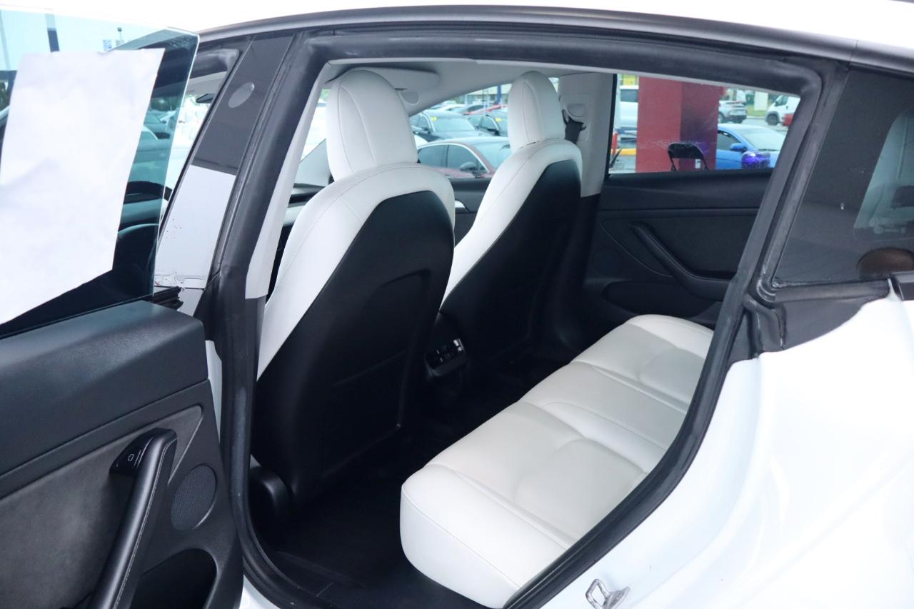 Tesla Model 3 Standard Range Plus RWD 2021