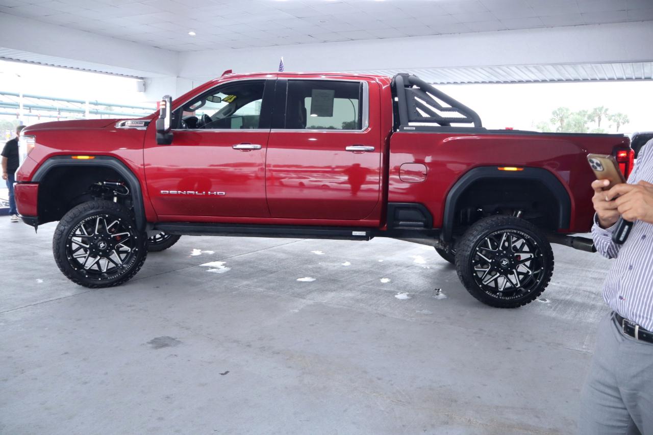 GMC Sierra 2500HD 4WD Crew Cab 159" Denali 2020