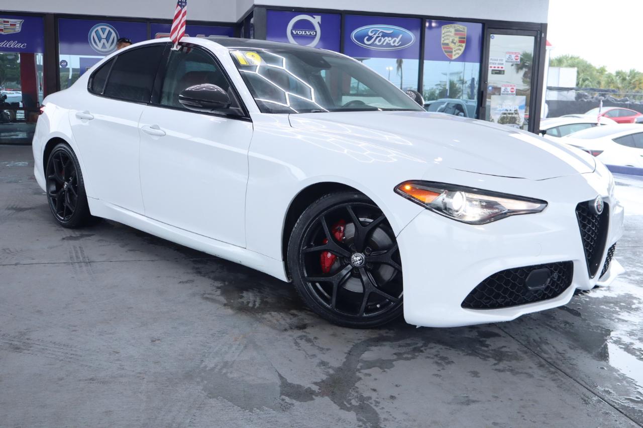 Alfa Romeo Giulia Sport RWD 2019