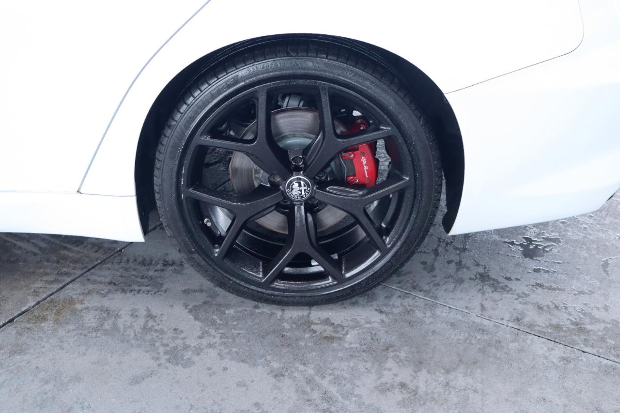 Alfa Romeo Giulia Sport RWD 2019