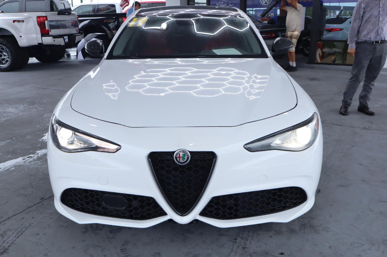 Alfa Romeo Giulia Sport RWD 2019