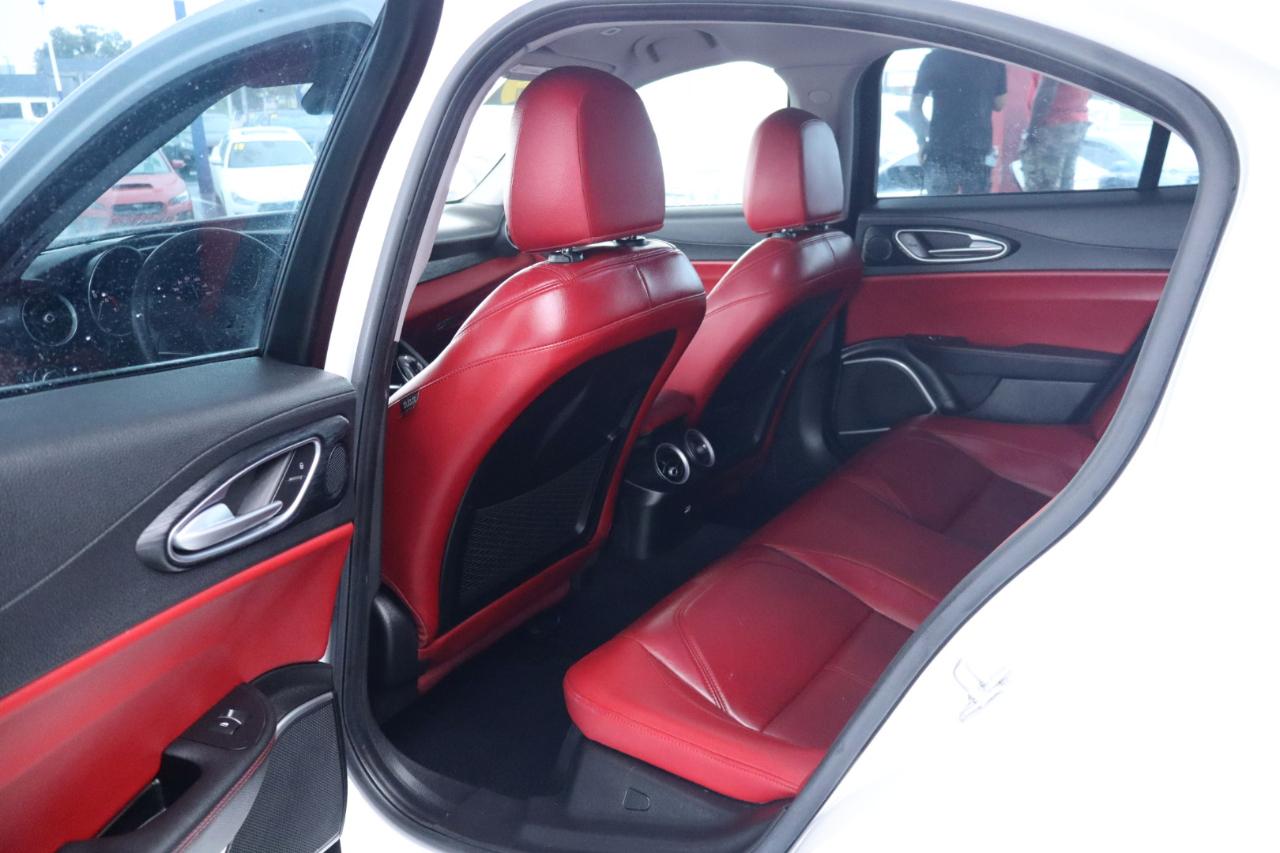 Alfa Romeo Giulia Sport RWD 2019