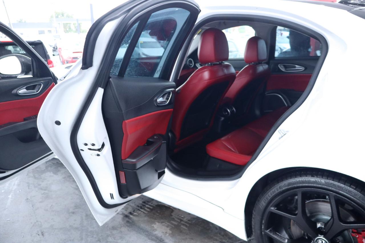 Alfa Romeo Giulia Sport RWD 2019