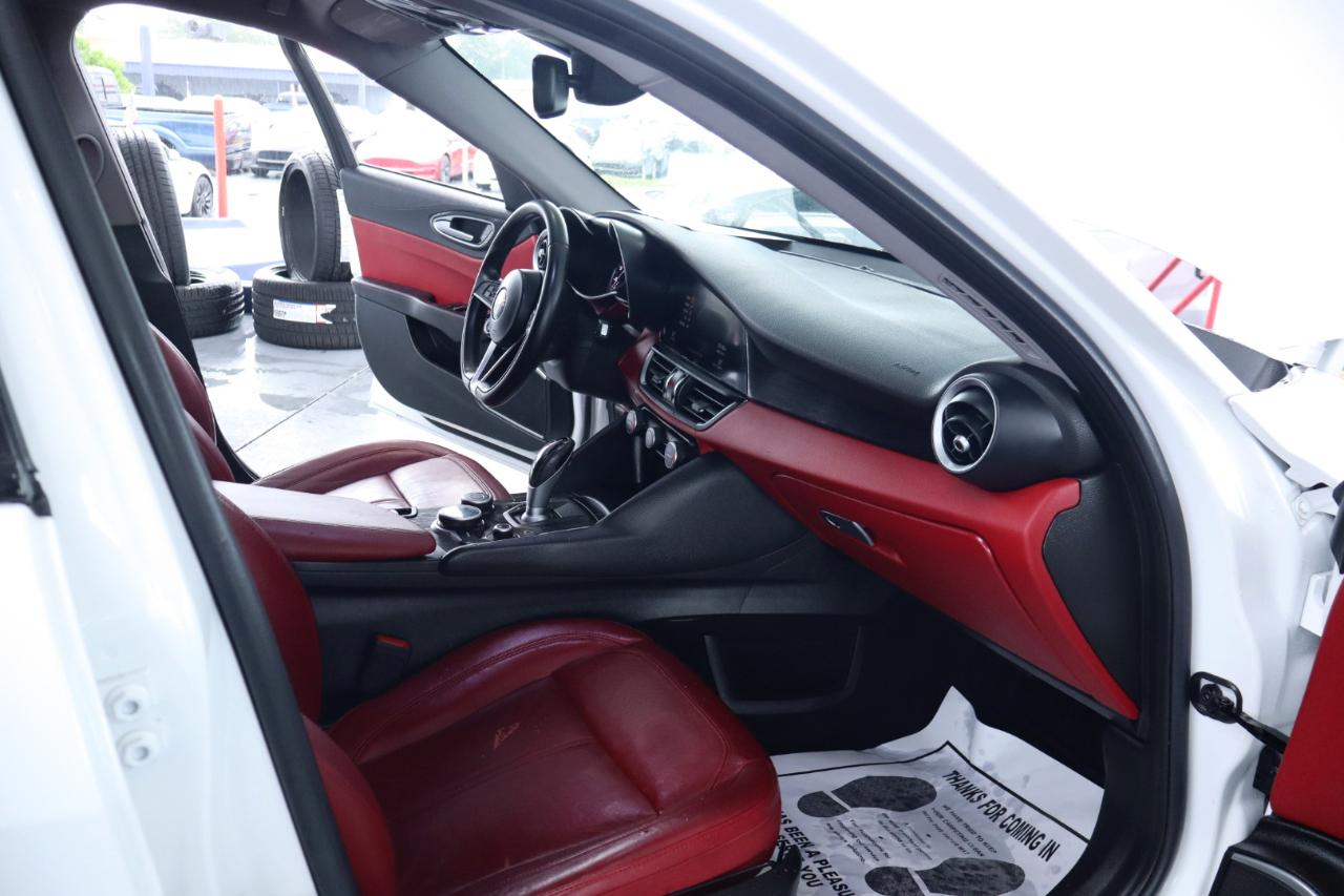 Alfa Romeo Giulia Sport RWD 2019