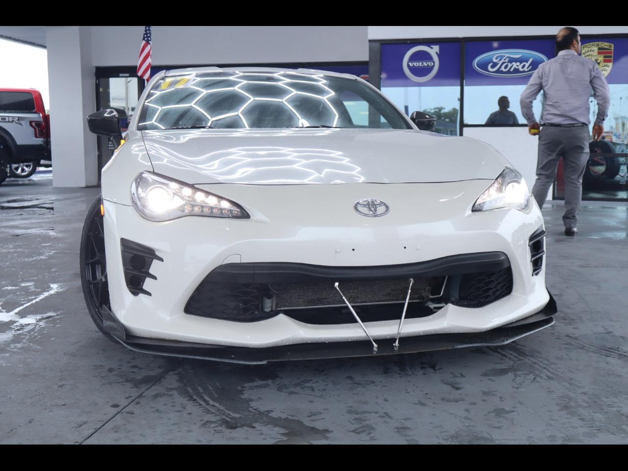2017 Toyota 86 Manual (Natl)