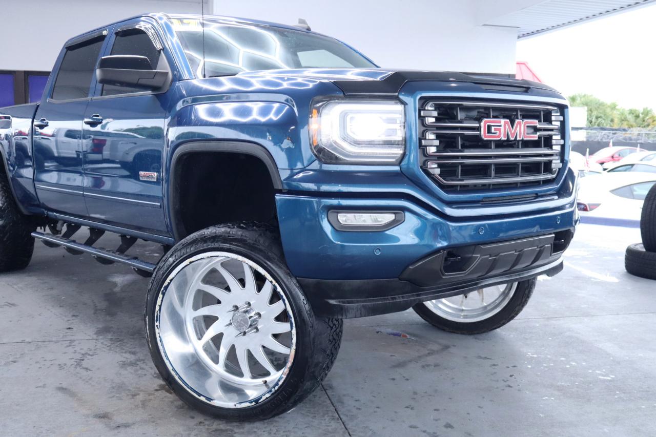 GMC Sierra 1500 4WD Crew Cab 153.0" SLT 2017