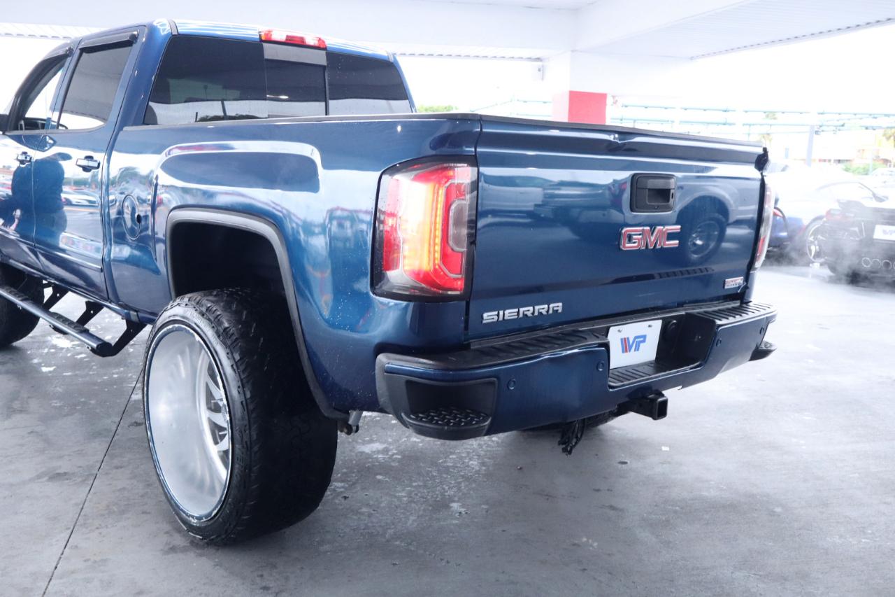 GMC Sierra 1500 4WD Crew Cab 153.0" SLT 2017