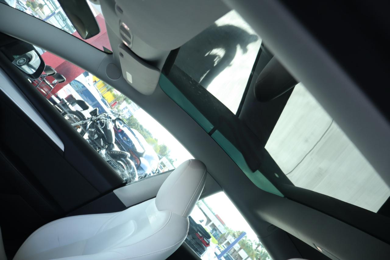 Tesla Model 3 RWD 2023