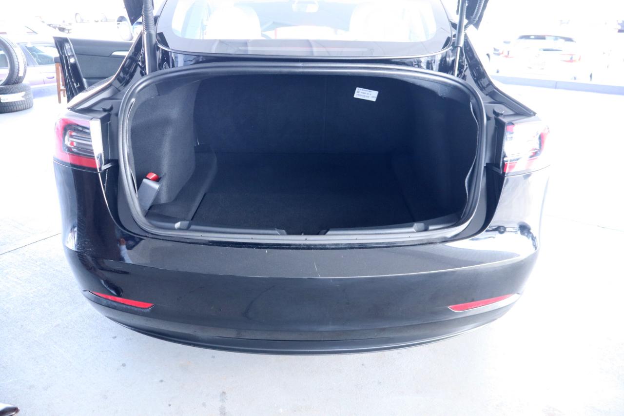 Tesla Model 3 RWD 2023
