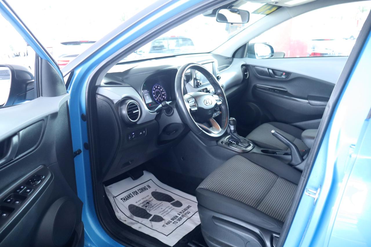 Hyundai Kona SEL Auto FWD 2020