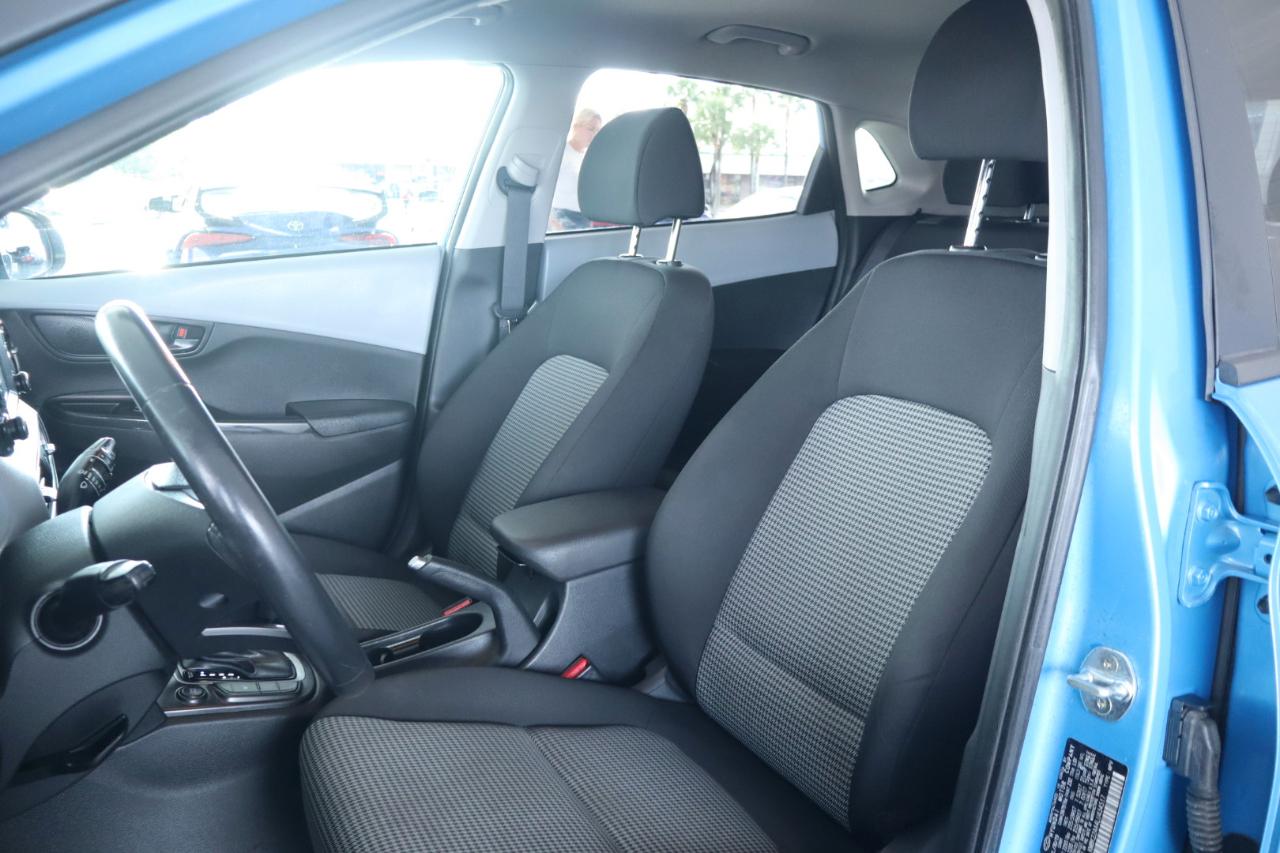 Hyundai Kona SEL Auto FWD 2020