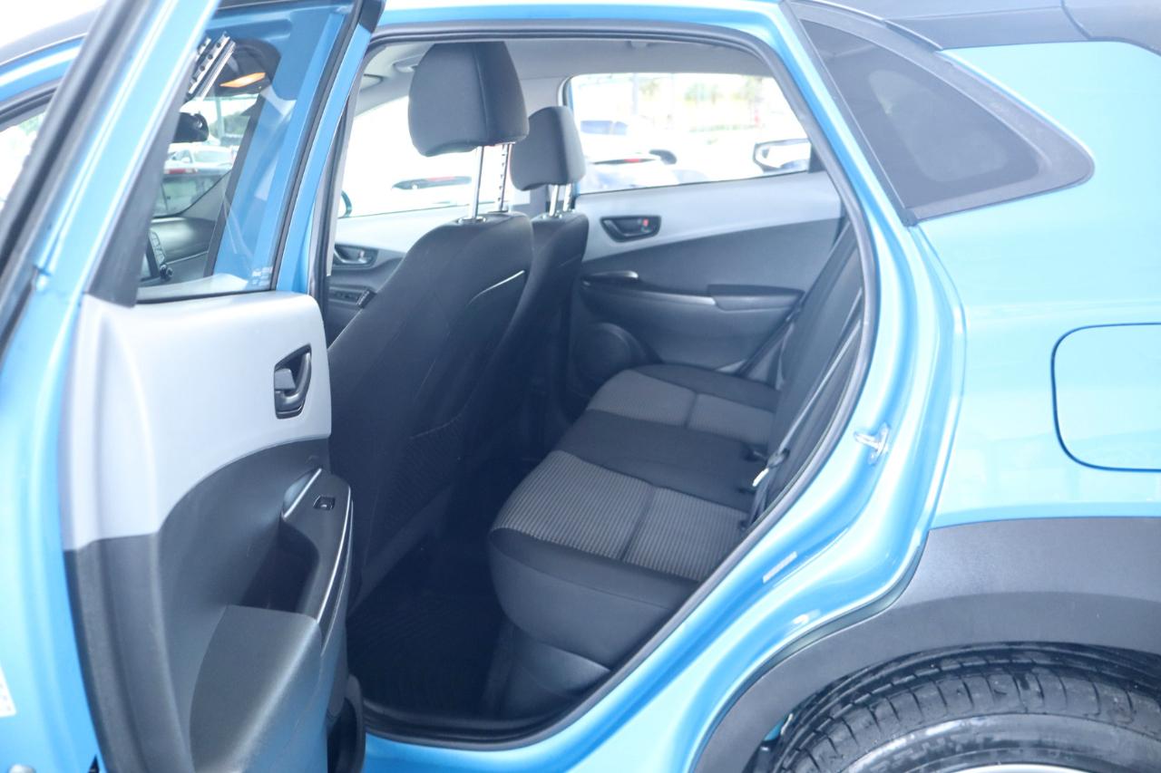 Hyundai Kona SEL Auto FWD 2020
