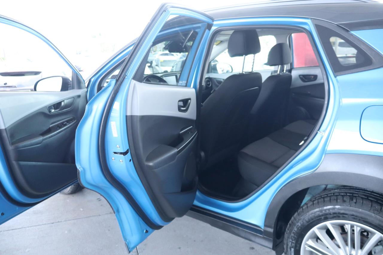 Hyundai Kona SEL Auto FWD 2020