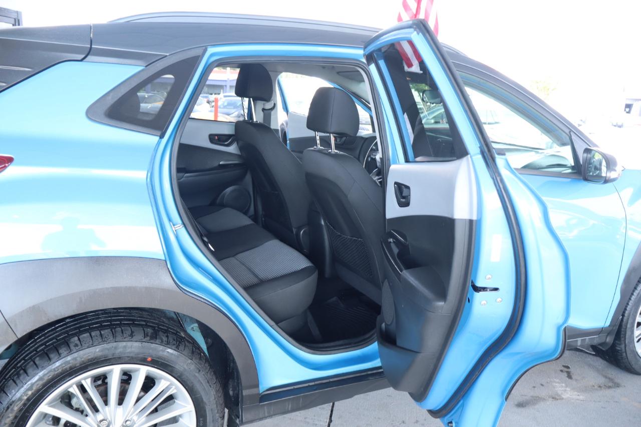 Hyundai Kona SEL Auto FWD 2020
