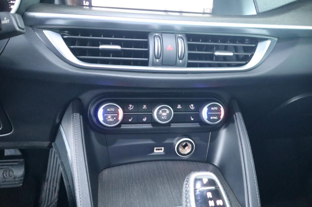 Alfa Romeo Stelvio Ti AWD 2021