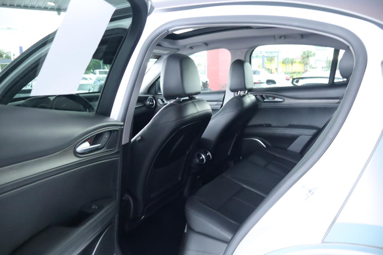 Alfa Romeo Stelvio Ti AWD 2021