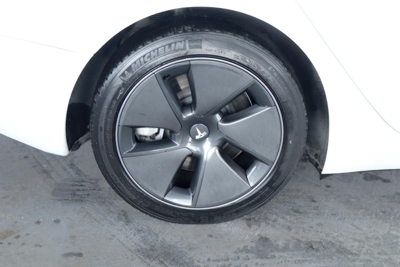 Tesla Model 3 RWD 2023