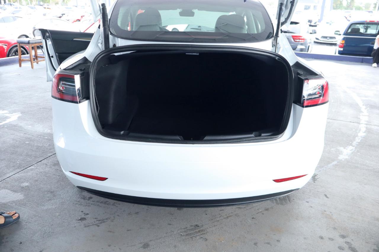 Tesla Model 3 RWD 2023