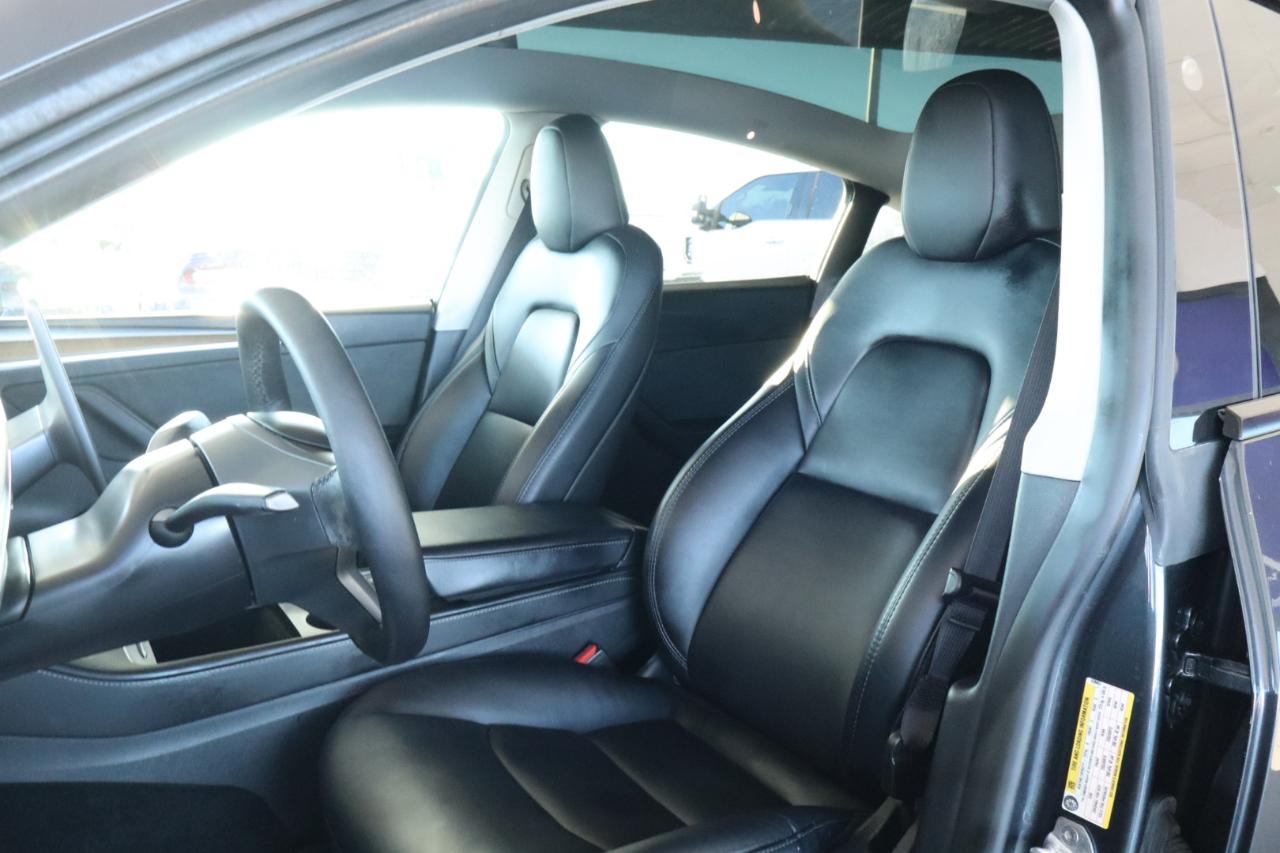 Tesla Model Y RWD *Ltd Avail* 2024