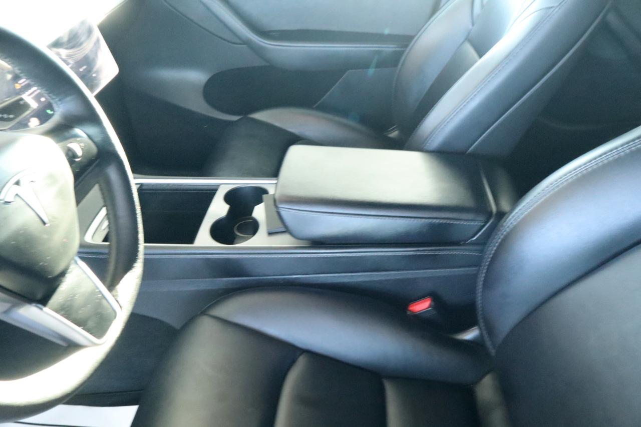 Tesla Model Y RWD *Ltd Avail* 2024