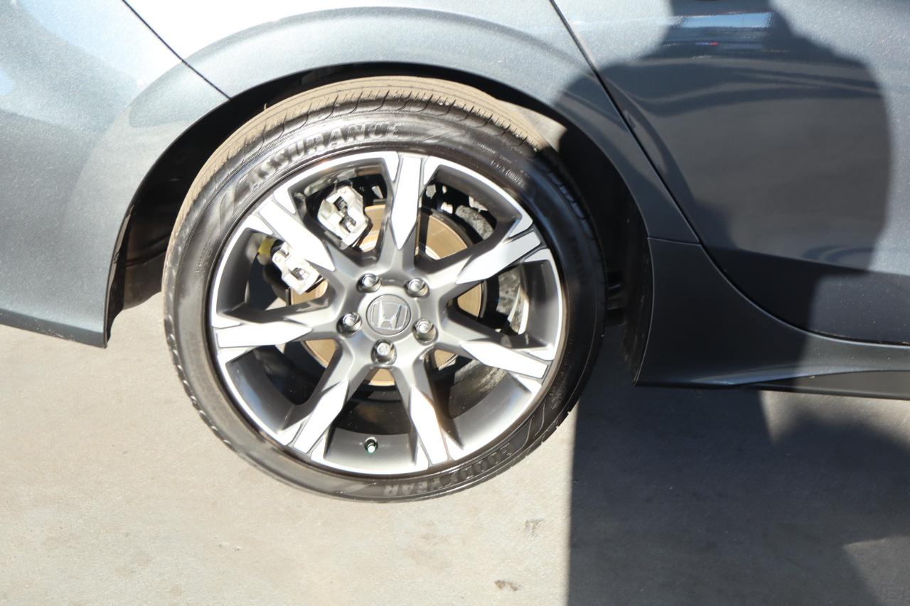 Honda Civic Hatchback Hybrid Sport Touring CVT 2025