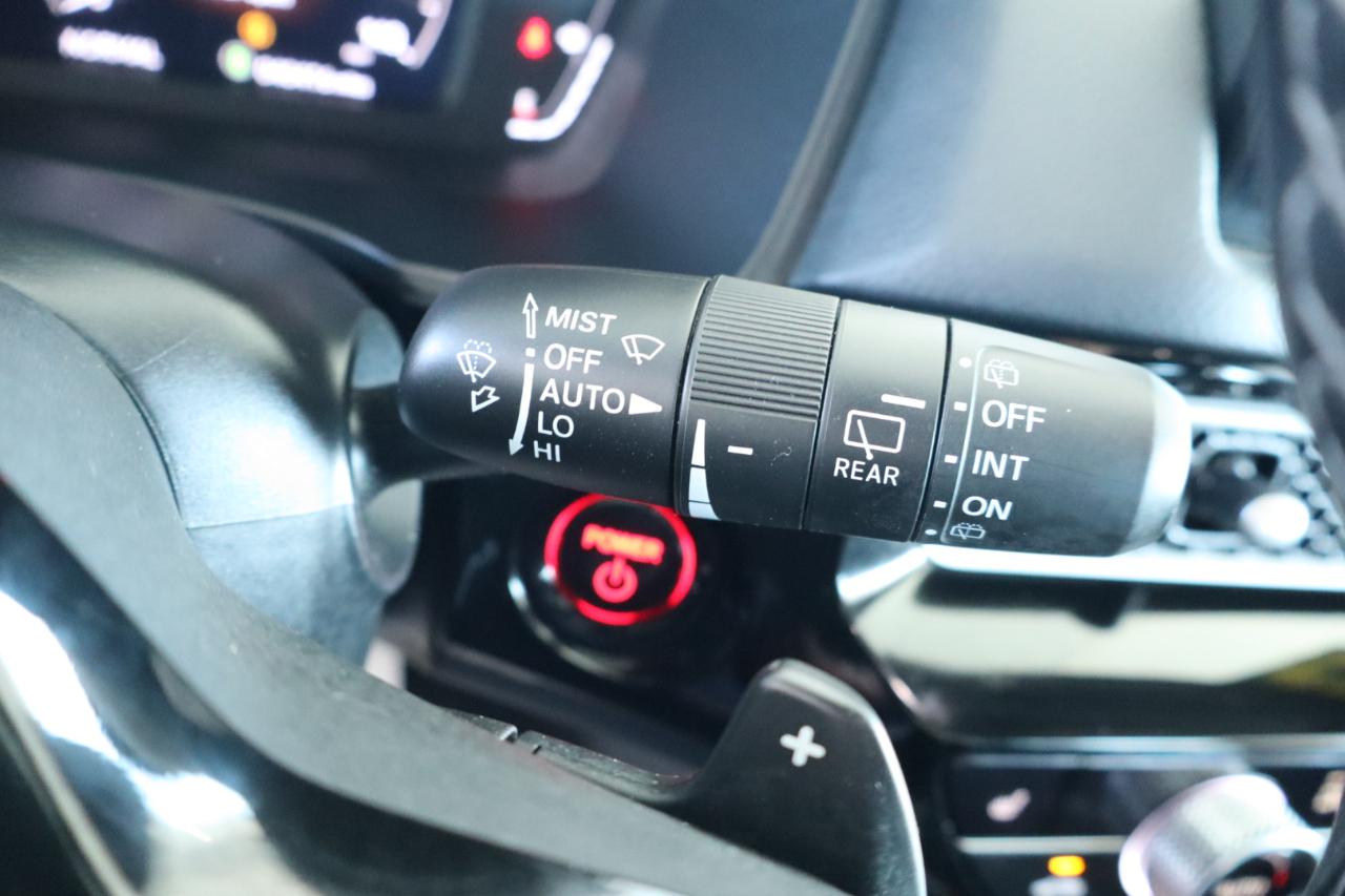 Honda Civic Hatchback Hybrid Sport Touring CVT 2025