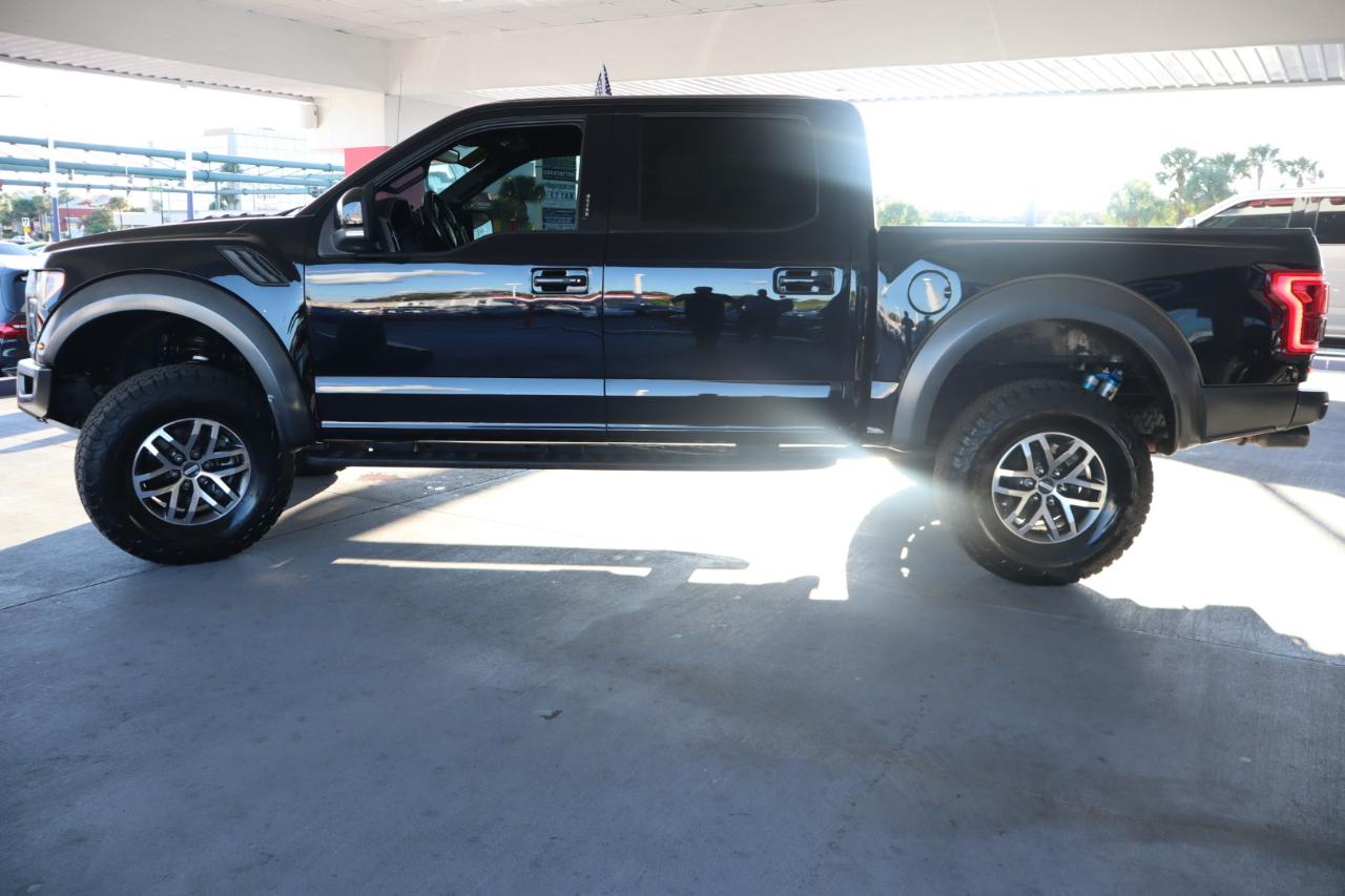 Ford F-150 Raptor 4WD SuperCrew 5.5' Box 2017