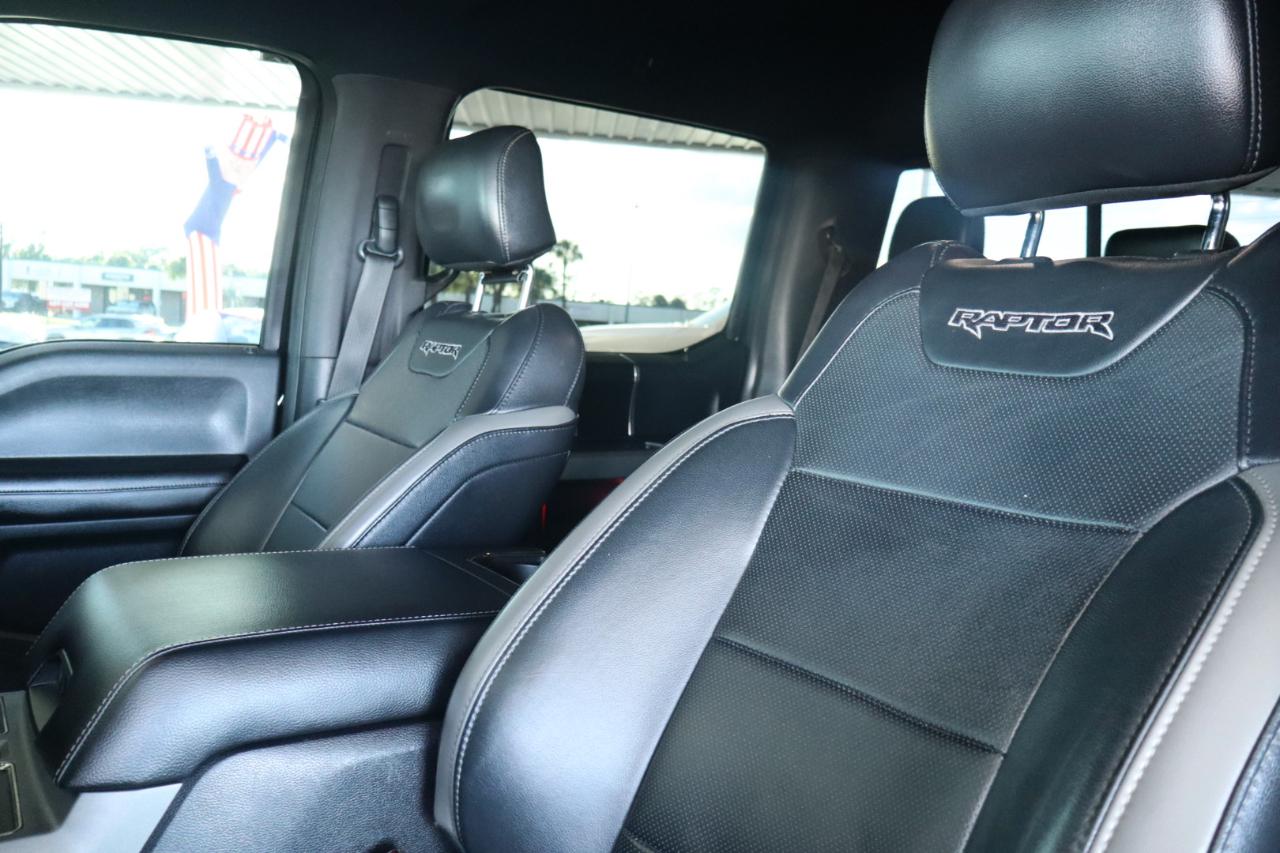 Ford F-150 Raptor 4WD SuperCrew 5.5' Box 2017