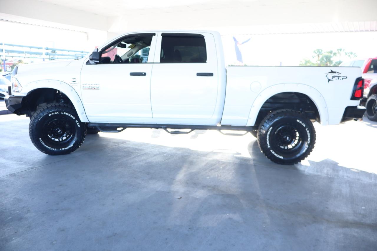 RAM 2500 4WD Crew Cab 149" Tradesman 2015