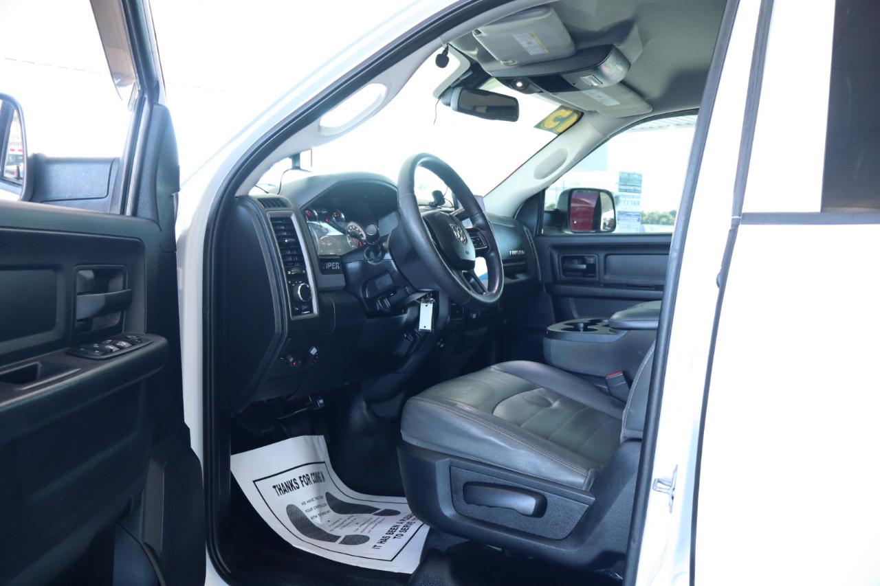 RAM 2500 4WD Crew Cab 149" Tradesman 2015