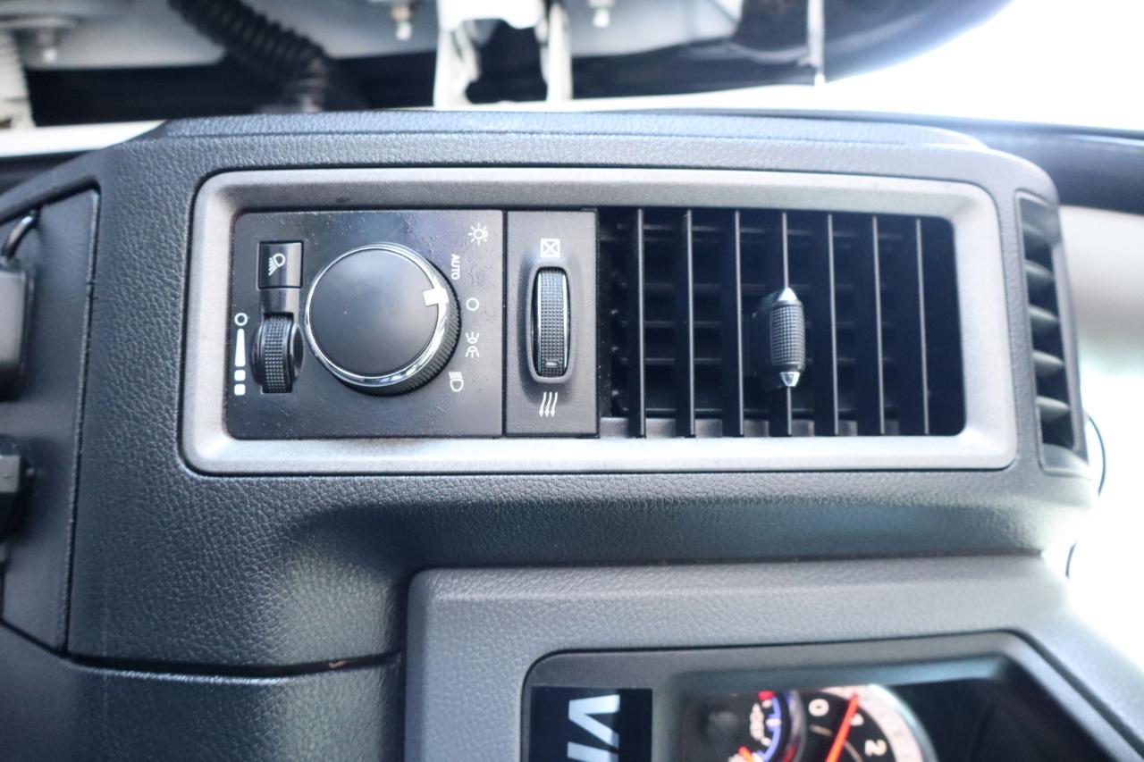 RAM 2500 4WD Crew Cab 149" Tradesman 2015