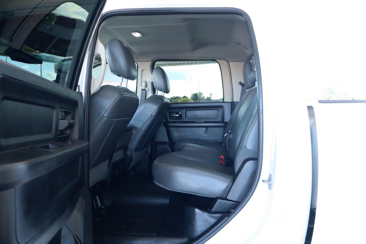 RAM 2500 4WD Crew Cab 149" Tradesman 2015