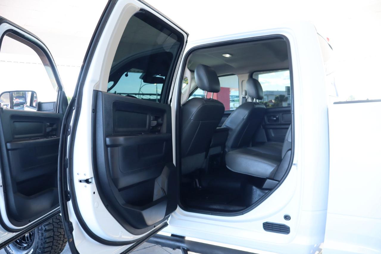 RAM 2500 4WD Crew Cab 149" Tradesman 2015