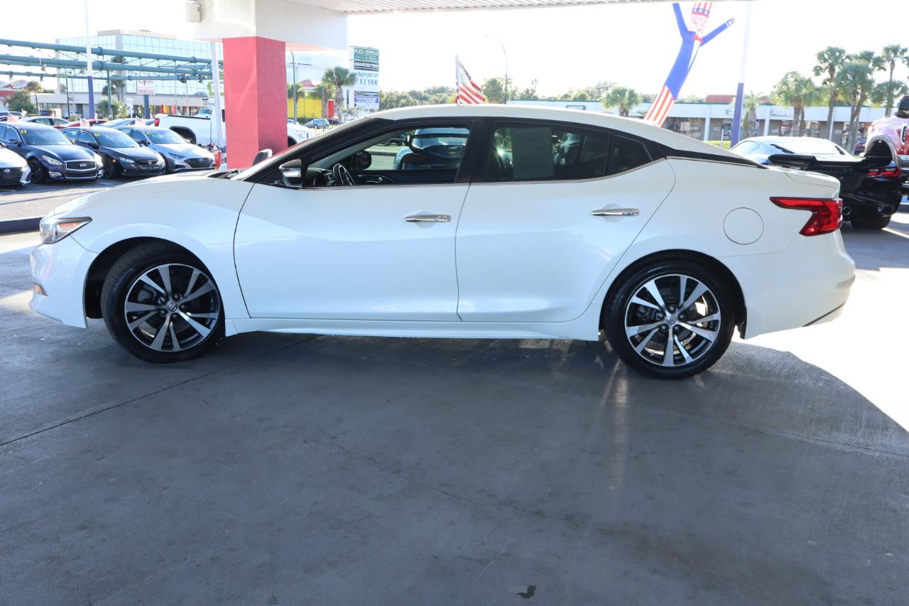 Nissan Maxima SV 3.5L *Ltd Avail* 2017