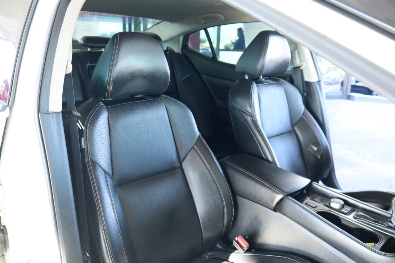 Nissan Maxima SV 3.5L *Ltd Avail* 2017