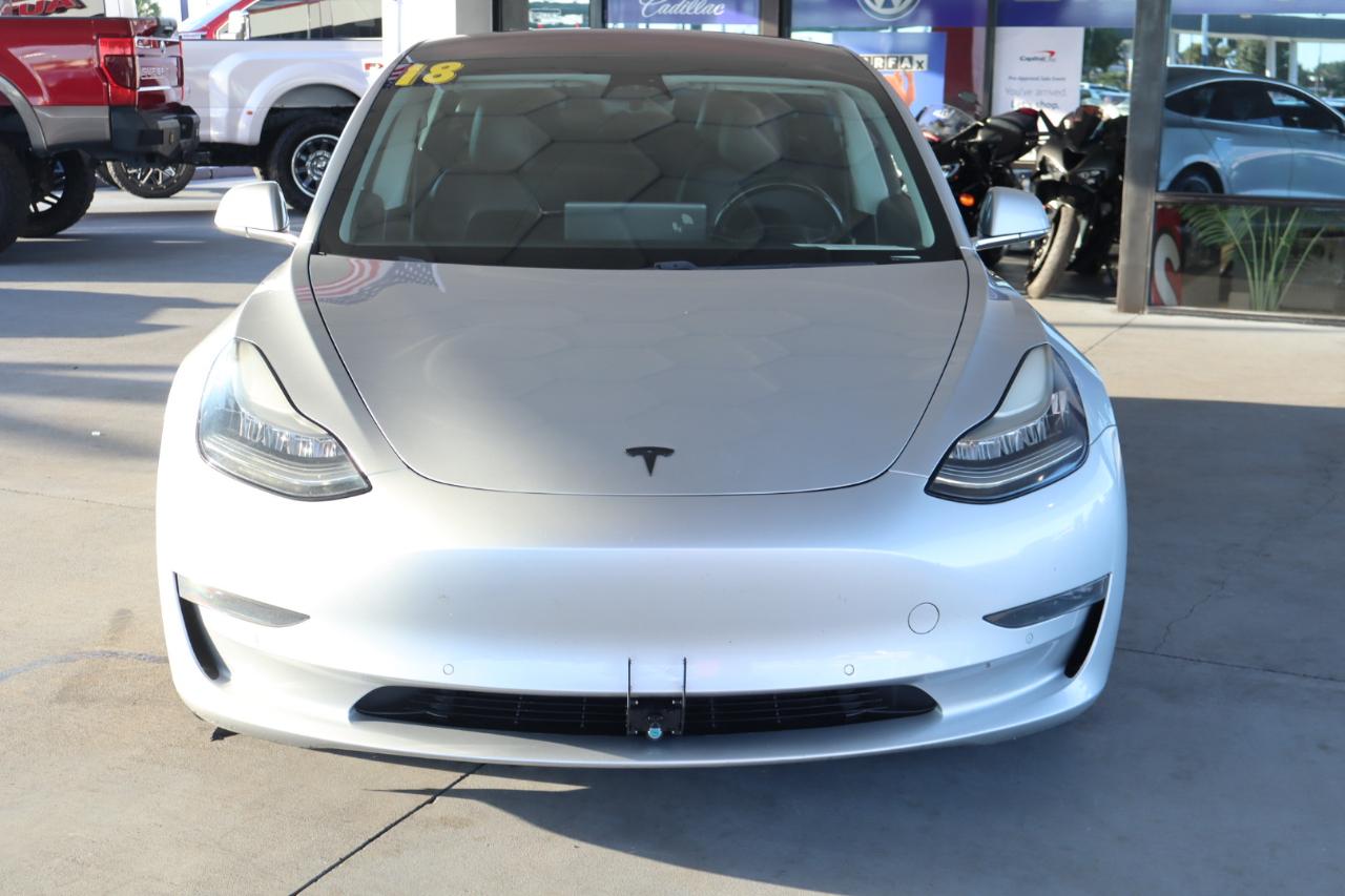 Tesla Model 3 Mid Range Battery RWD 2018