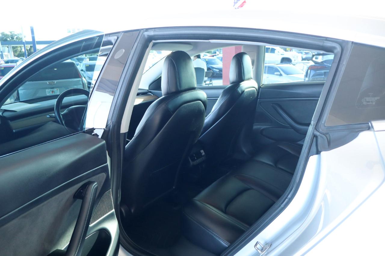 Tesla Model 3 Mid Range Battery RWD 2018