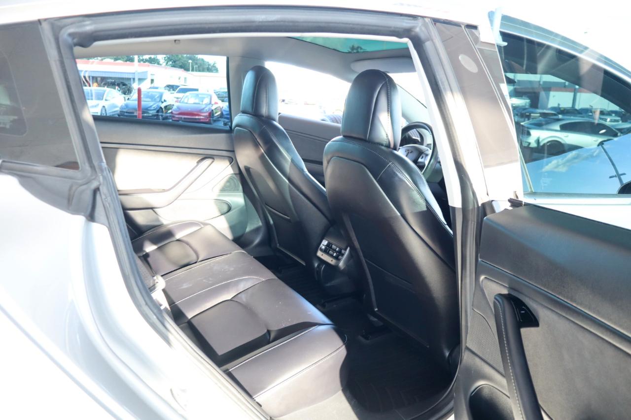 Tesla Model 3 Mid Range Battery RWD 2018