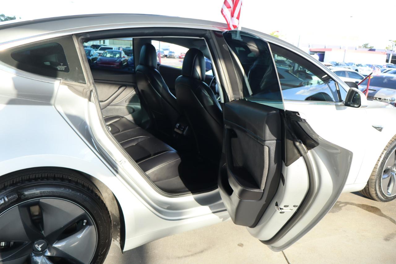Tesla Model 3 Mid Range Battery RWD 2018