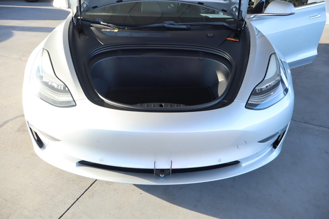 Tesla Model 3 Mid Range Battery RWD 2018