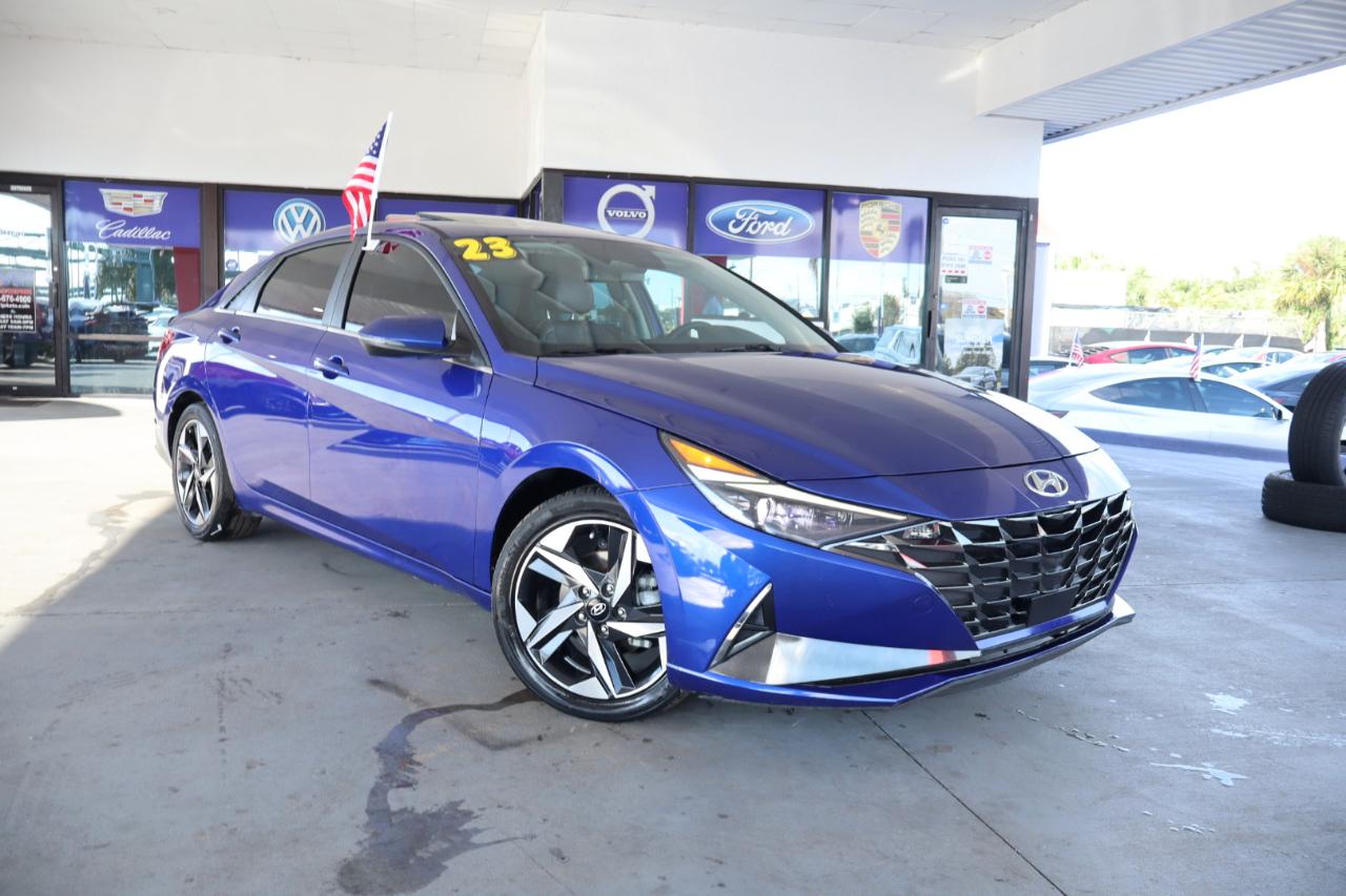 Hyundai Elantra Limited IVT 2023