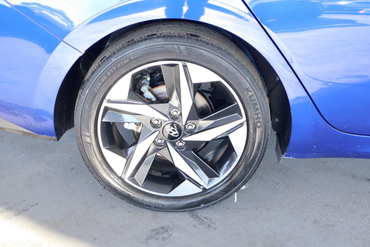 Hyundai Elantra Limited IVT 2023