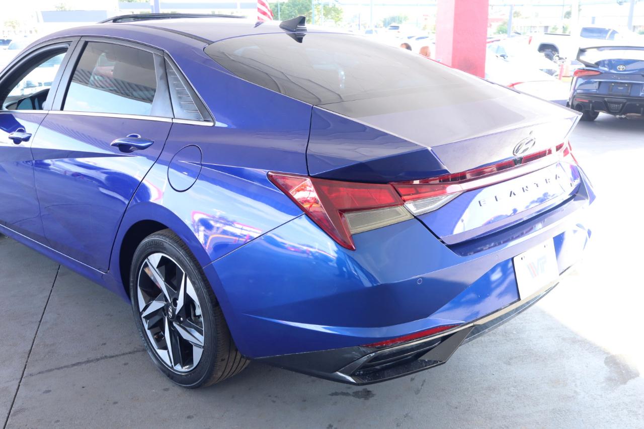 Hyundai Elantra Limited IVT 2023