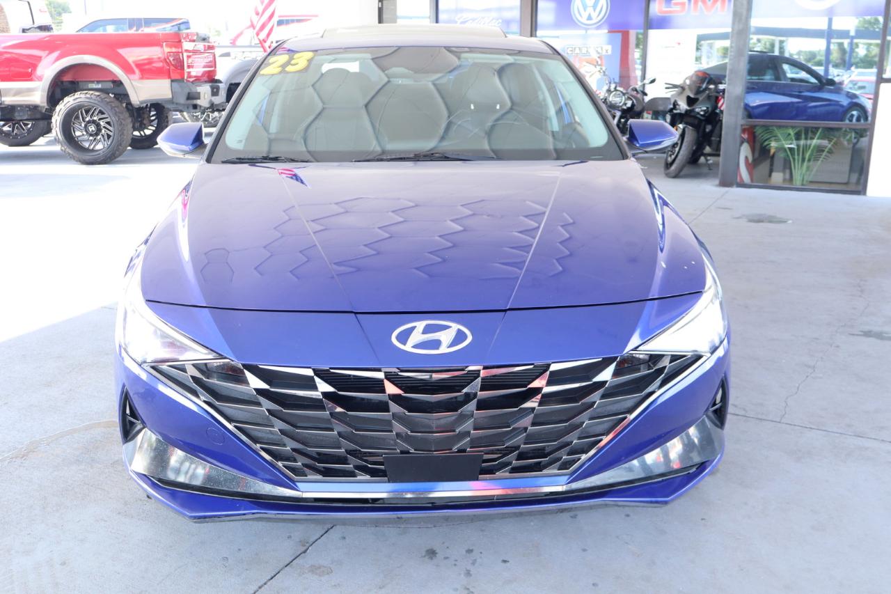 Hyundai Elantra Limited IVT 2023