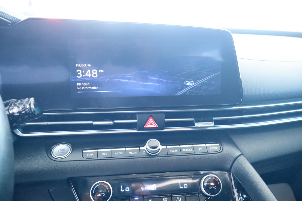 Hyundai Elantra Limited IVT 2023