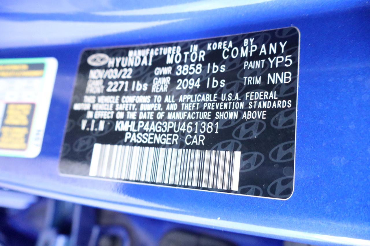 Hyundai Elantra Limited IVT 2023